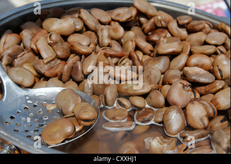 Calabar fagioli cotti, snack, Jaffa, Tel Aviv, Israele, Medio Oriente Foto Stock