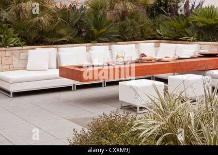 RHS Chelsea flower show gardens 2012 LONDON REGNO UNITO Foto Stock