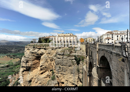 Puente Nuevo bridge, El Tajo Gorge, Ronda, provincia di Malaga, Andalusia, Spagna, Europa Foto Stock