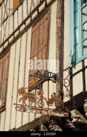 La Maison des Consuls Hotel, il Couverts nella piazza centrale, Mirepoix, Ariège, Midi-Pirenei, Francia Foto Stock