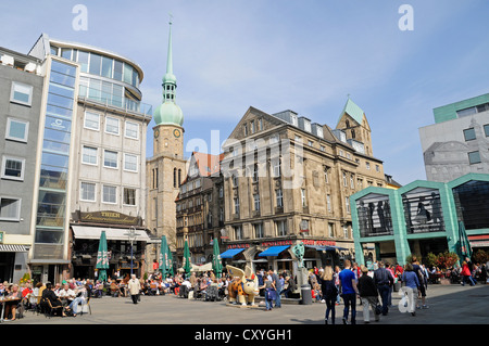 Alter Markt square, street cafe, Chiesa di San Reinoldi, citta' interna, Dortmund, Renania settentrionale-Vestfalia Foto Stock