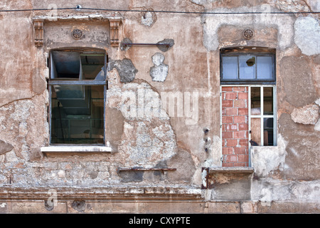 "Rikard Bencic', vecchia fabbrica abbandonata a Rijeka, Croazia, Europa Foto Stock