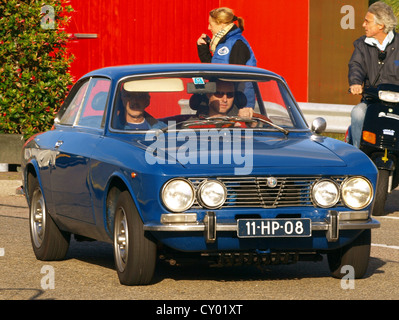 1975 Blu Alfa Romeo GT Junior 1.3 Lusso Foto Stock