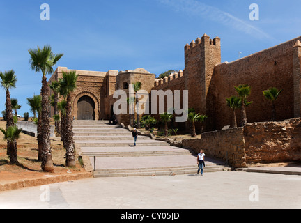 Bab el Oudaia, ingresso al Oudaia Kasbah, Rabat, Rabat-Salé-Zemmour-Zaer, Marocco, Africa del Nord, il Maghreb, Africa Foto Stock