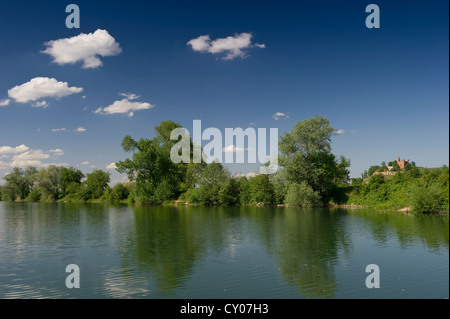 Schloss Ortenberg Castello con un lago all'ingresso Kinzigtal Valley, vicino a Offenburg, Ortenau, Foresta Nera Foto Stock