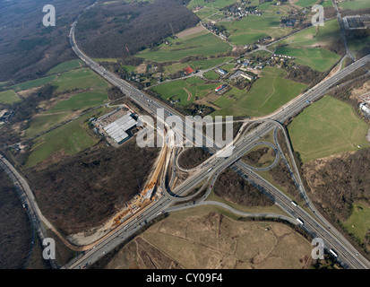 Vista aerea, Breitscheider Kreuz interchange durante la ricostruzione, A3 e A52 autostrade, Ratingen Rheinland Foto Stock