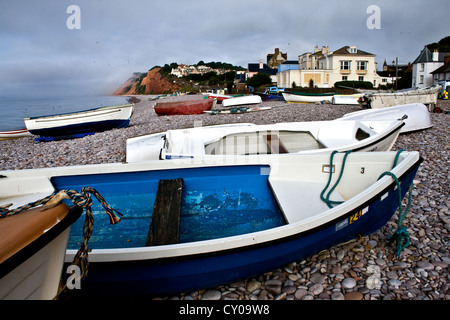 barche di pescatori in budleigh salterton, devon est Foto Stock