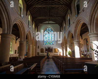 Interno della chiesa di Santa Maria in segale, East Sussex. La chiesa parrocchiale di segala risale al XII secolo. Foto Stock