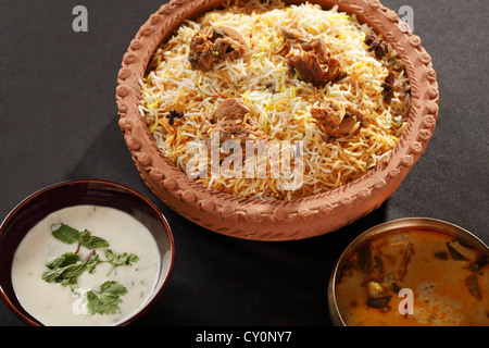 Hyderabadi Biryani Montone è un Indian Hyderabadi biryani piatto fatto con riso basmati e carne di agnello. Foto Stock