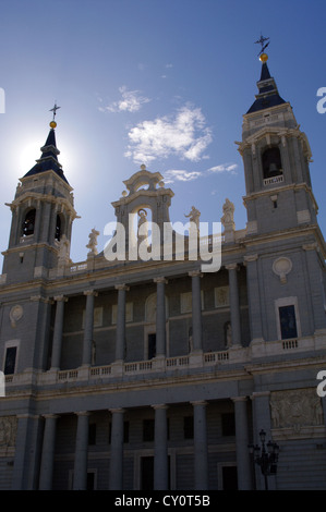 Cattedrale di Almudena di Madrid in Spagna Foto Stock