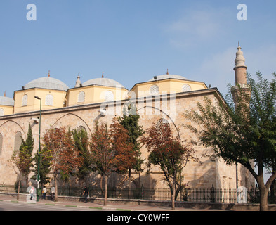 Ulu cami la grande moschea nel vecchio centro di Bursa Turchia costruito ca 1395 Foto Stock