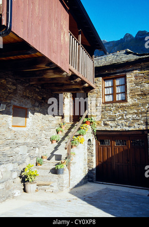 Casa tipica. Peñalba de Santiago, provincia di León, Castilla León, Spagna. Foto Stock