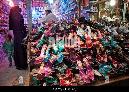 Bazaar nel centro città di Kunduz, Afghanistan Foto Stock