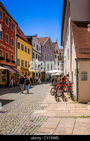 Centro città negozi a Fussen Germania meridionale Foto Stock