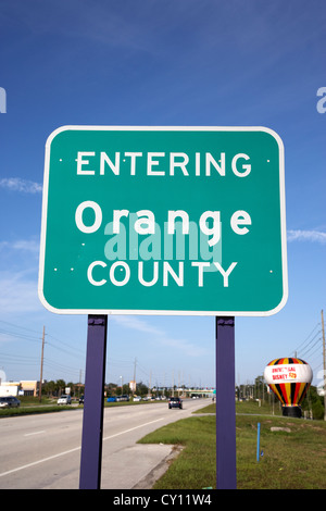 Entrando in Orange county sulla US 192 autostrada vicino a Orlando Florida usa Foto Stock