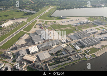 Vista aerea di Amburgo Finkenwerder aeroporto, Amburgo, Germania. Foto Stock