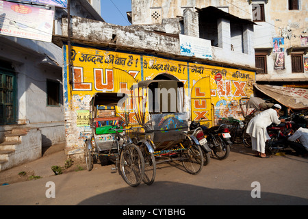 In rickshaw di Varanasi, India Foto Stock