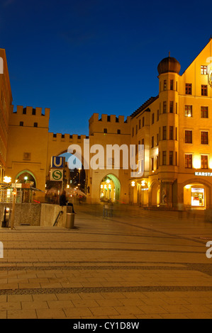 Karlsplatz , karlstor, Monaco di Baviera, Germania, Europa Foto Stock