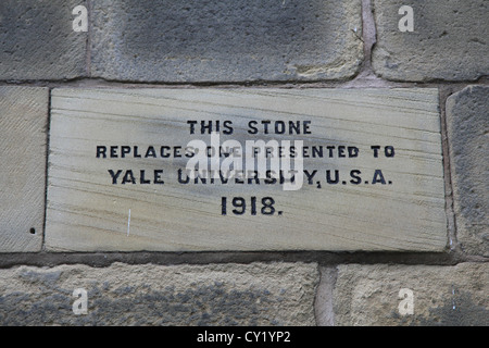 St Giles Chiesa Parrocchiale, Yale University di pietra, Wrexham, Clwyd, Galles del Nord, Regno Unito Foto Stock