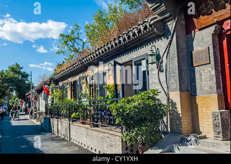 Vista degli Hutong di Pechino in una giornata di sole Foto Stock