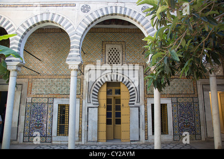 Dar Othman, storico palazzo ottomano nella Medina di Tunisi, Tunisi, Tunisia Foto Stock