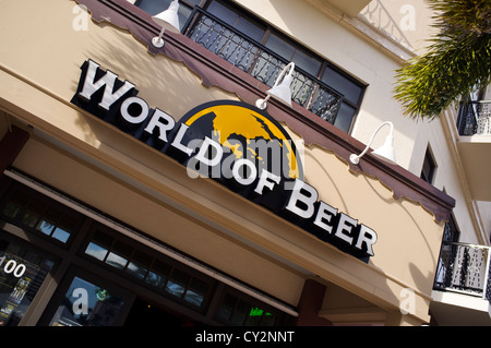 Mondo della birra "WOB' N Clematis Street West Palm Beach, Florida Foto Stock