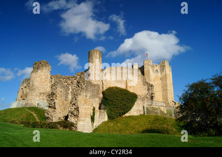 Regno Unito, South Yorkshire, Conisbrough Castle dal Coronation Park Foto Stock