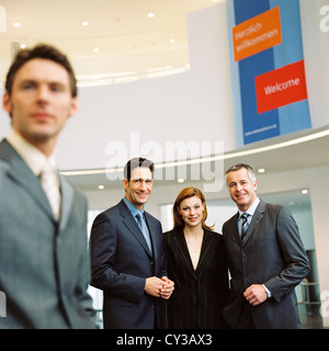 La gente di affari team manager licenza gratuita ad eccezione di annunci e cartelloni per esterni Foto Stock