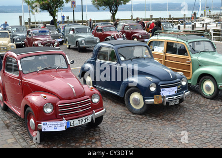 Fiat Topolinos, auto da rally, Sirmione, Brescia, Lombardia, Italia del Nord. Foto Stock