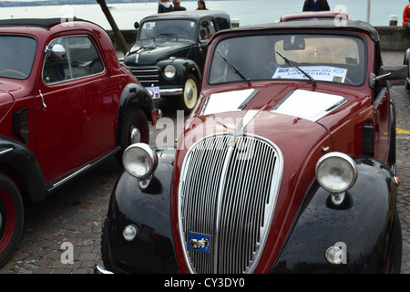 Fiat Topolinos, Vintage auto da rally, Sirmione sul Lago di Garda, Brescia, Lombardia, Italia del Nord. Foto Stock