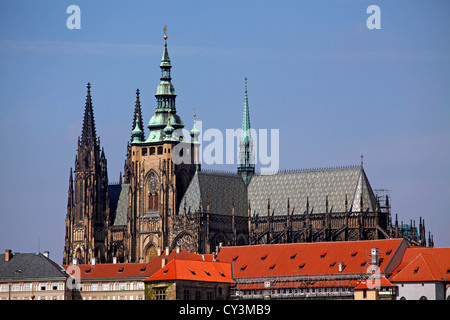 Cattedrale di San Vito e il Castello di Praga skyline di Praga, Repubblica Ceca Foto Stock