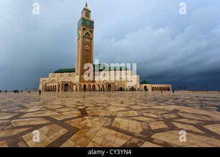 Panorama della parte anteriore della moschea di Hassan II a Casablanca, Marocco Foto Stock