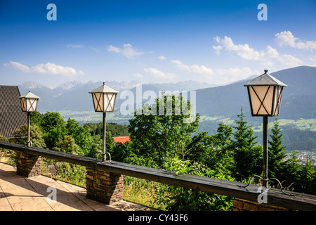 Vista delle Alpi Tirolesi nella regione Olympia dell'Austria Foto Stock