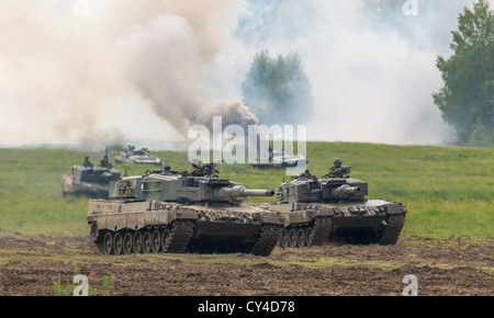 Leopard 2 A4 principale battaglia serbatoi dell'esercito finlandese. Foto Stock