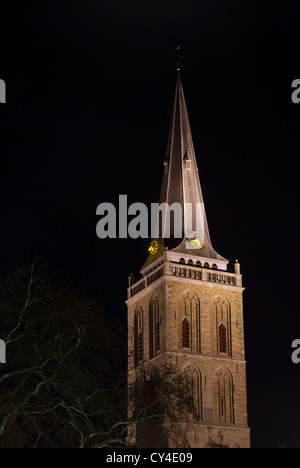 La torre della chiesa protestante in Lochem, Paesi Bassi Foto Stock