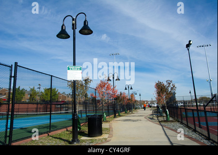 Tribunali e campi in un parco a Newark, New Jersey Foto Stock