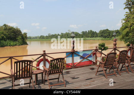 Prendisole a Myne Resort, inferiore del fiume Kinabatangan, Sandakan district, Sabah Borneo, Malaysia, sud-est asiatico Foto Stock