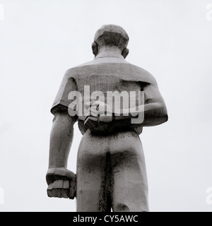 Il vietnamita eroe martire ly tu trong statua ad Hanoi nel Vietnam in estremo oriente Asia sudorientale. icona carving iconica scultura figurativa di resistenza travel Foto Stock