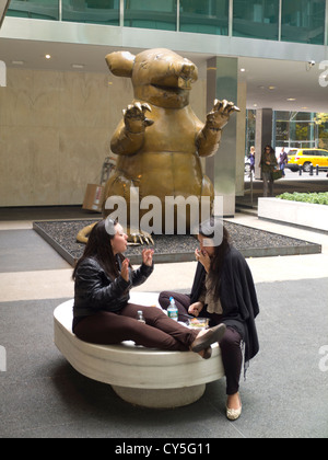 Arte pubblica scultura su Park Avenue a New York Foto Stock