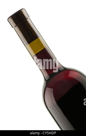 Bottiglia di vino rosso isolato su bianco Foto Stock