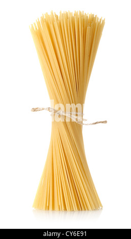 Pasta legato con una corda isolata su uno sfondo bianco Foto Stock