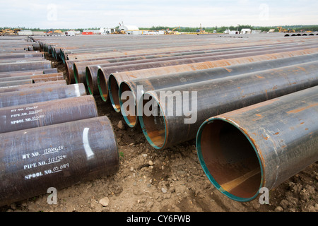 Costruzioni di Pipeline lavorare a nord di Fort McMurray nel cuore del canadese tar sands. Foto Stock