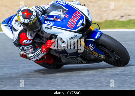 Motociclista MotoGP Jorge Lorenzo prende una curva nella MotoGP Official Trainnig Foto Stock
