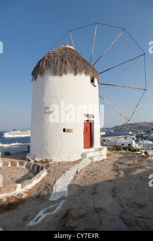Il mulino a vento di Mykonos Foto Stock