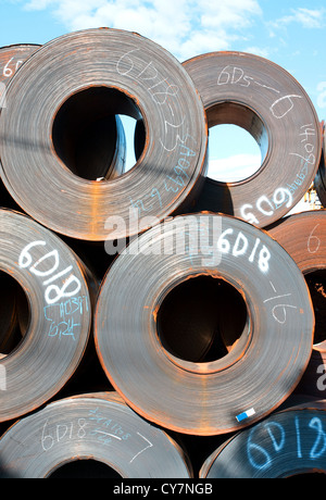 Rotoli di lamiera di acciaio Foto Stock