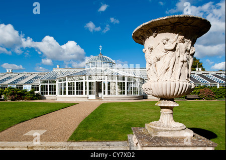 Conservatorio a Chiswick House Gardens, Chiswick, London Regno Unito Foto Stock