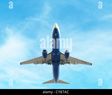 Aereo Ryanair volare in aria Foto Stock