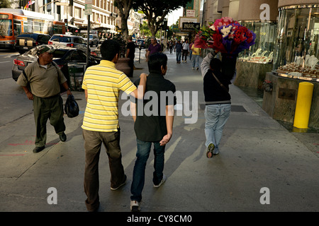 Los Angeles marciapiede marciapiede venditore di fiori Foto Stock