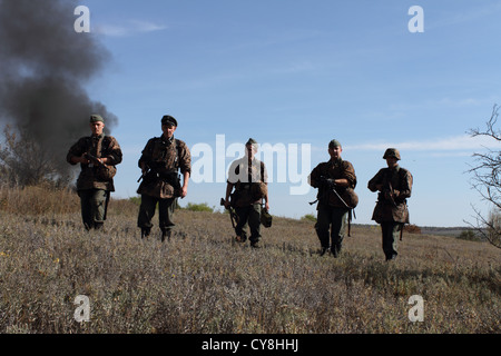 I membri di Zaporozhye storia club 'protezione della patria" Foto Stock