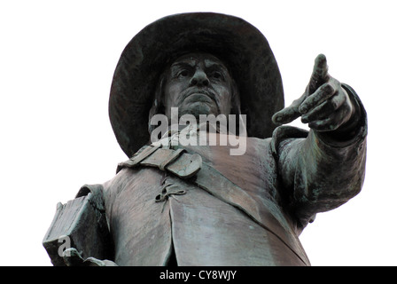 Statua di Oliver Cromwell signore Protector nella piazza del Mercato di St Ives Cambridgeshire England Regno Unito Foto Stock